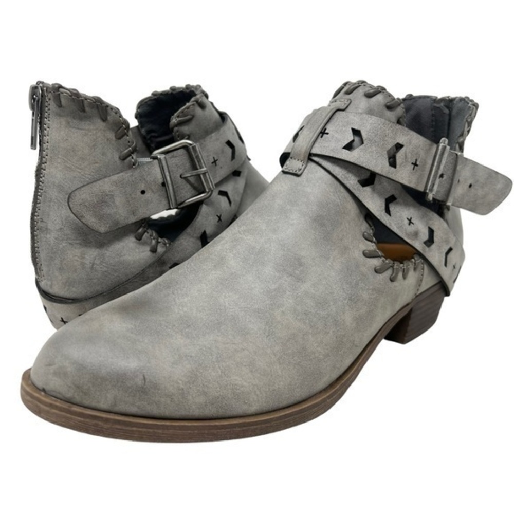 Rampage Boots